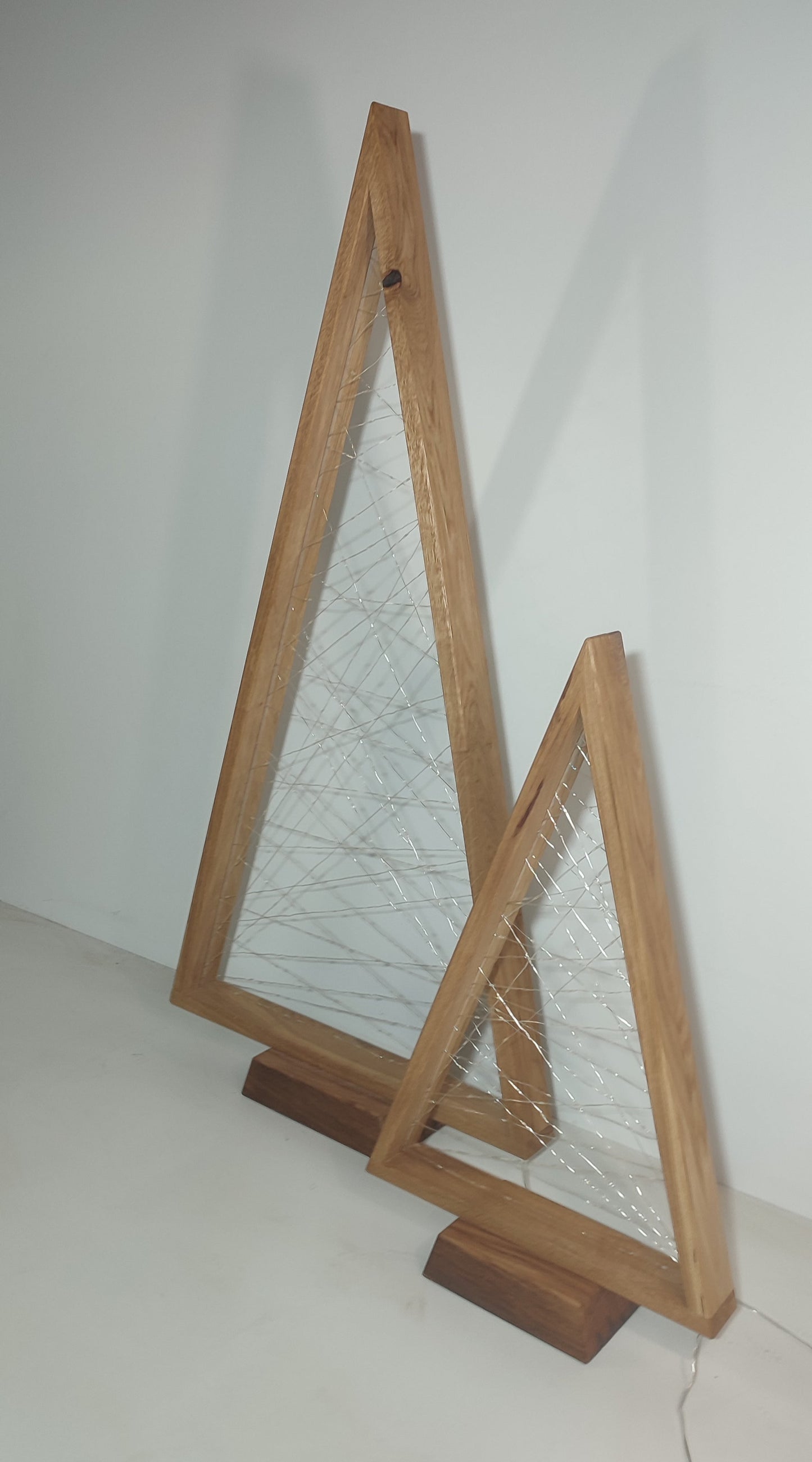 Beleuchteter Christbaum aus Eichenholz