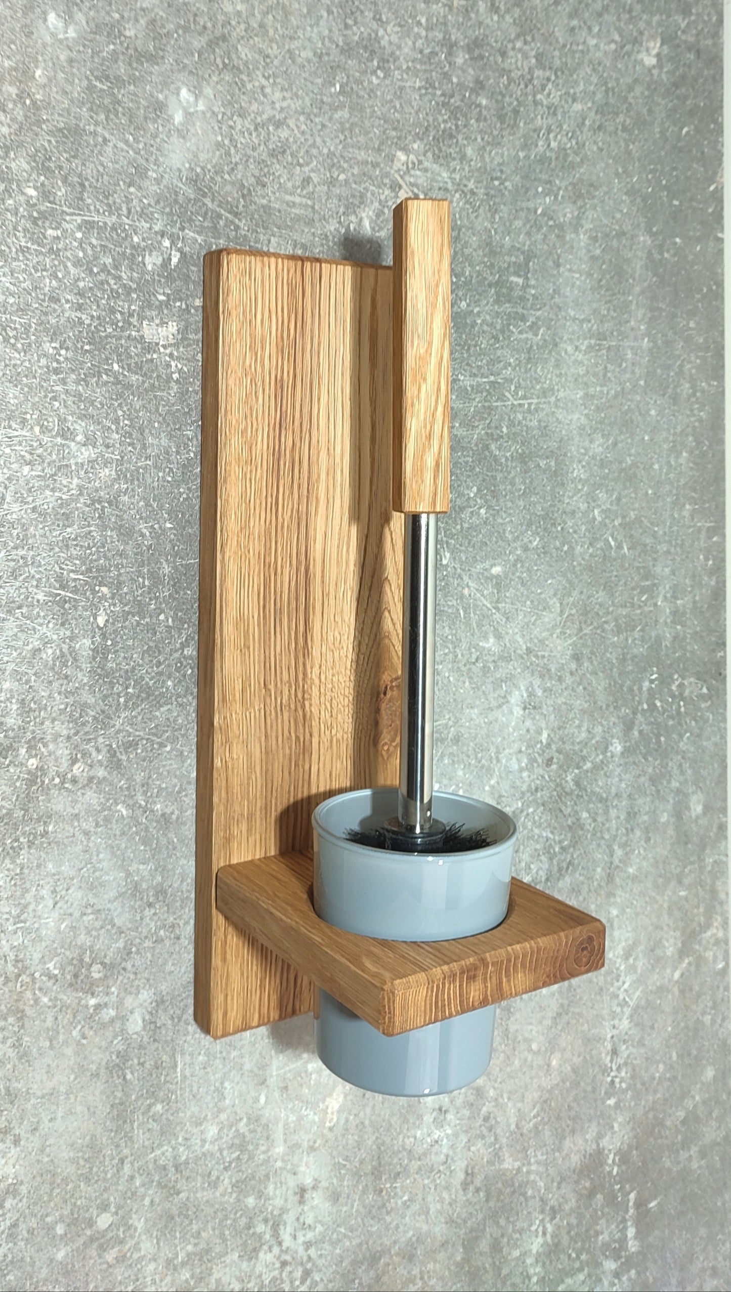 WC-Garnitur aus Holz zur Wandmontage