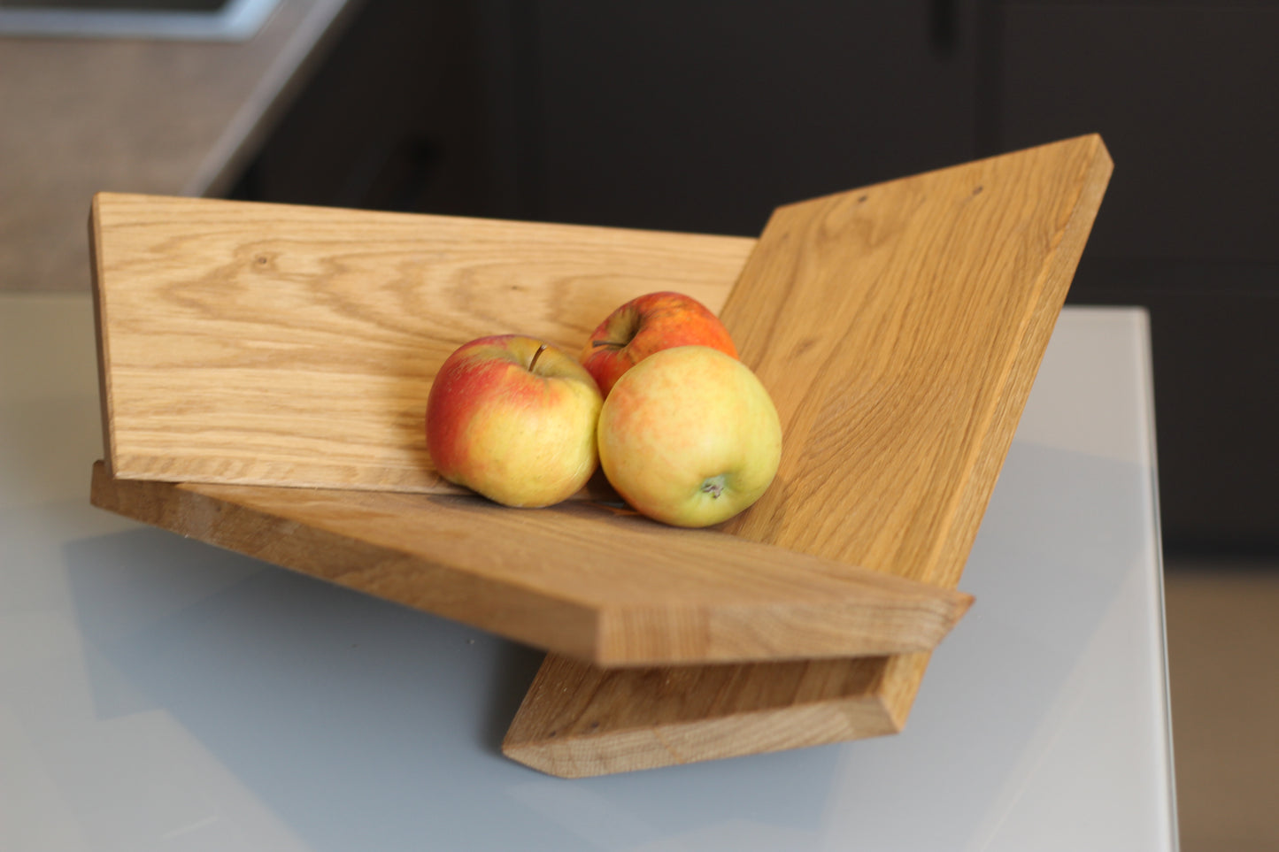 Moderne Obstschale