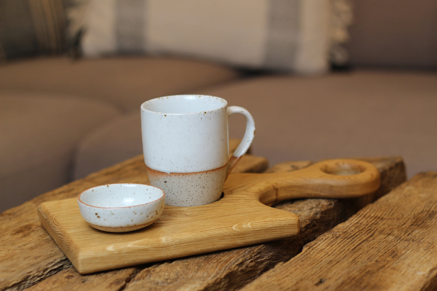 Servierbrett mit Tasse