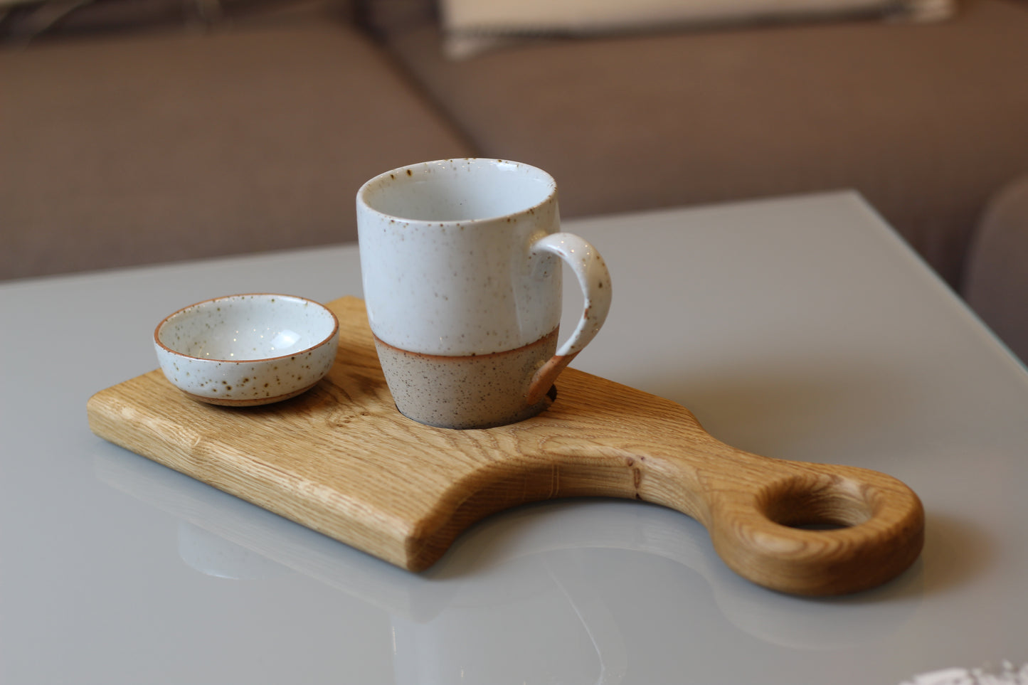 Servierbrett mit Tasse