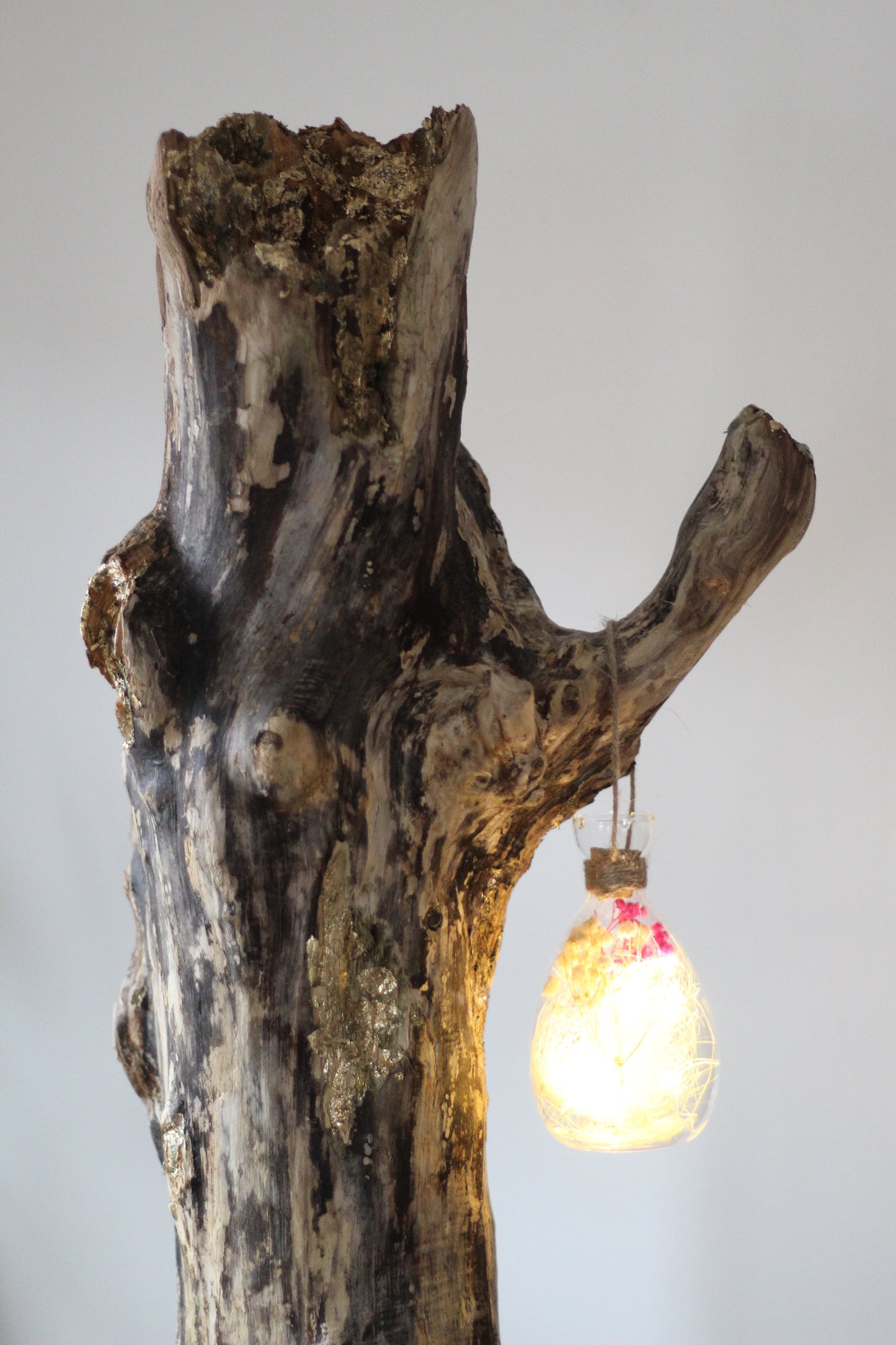 Treibholz Skulptur vergoldet