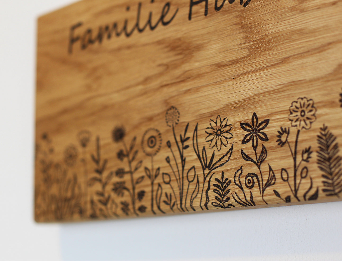 Persönliches Türschild aus Holz