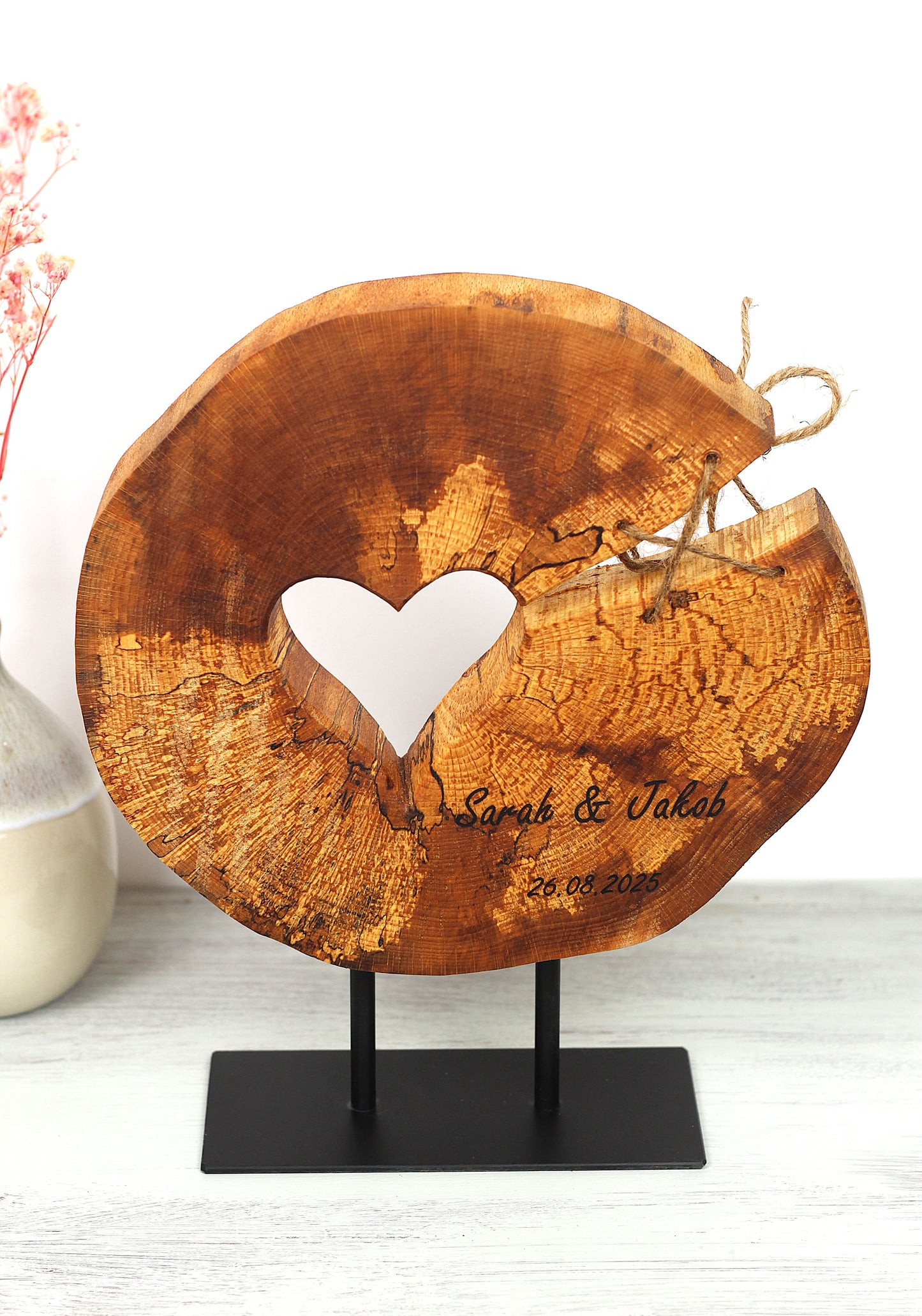 Personalisierte Baumscheibe auf Ständer Hochzeitsgeschenk, personalisiertes Geschenk, Jahrestag
