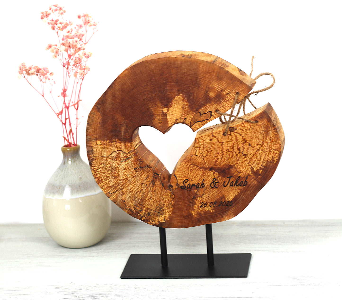 Personalisierte Baumscheibe auf Ständer Hochzeitsgeschenk, personalisiertes Geschenk, Jahrestag