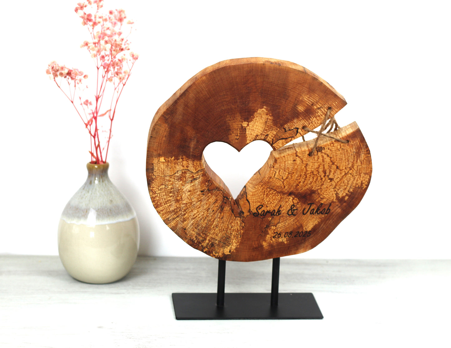 Personalisierte Baumscheibe auf Ständer Hochzeitsgeschenk, personalisiertes Geschenk, Jahrestag