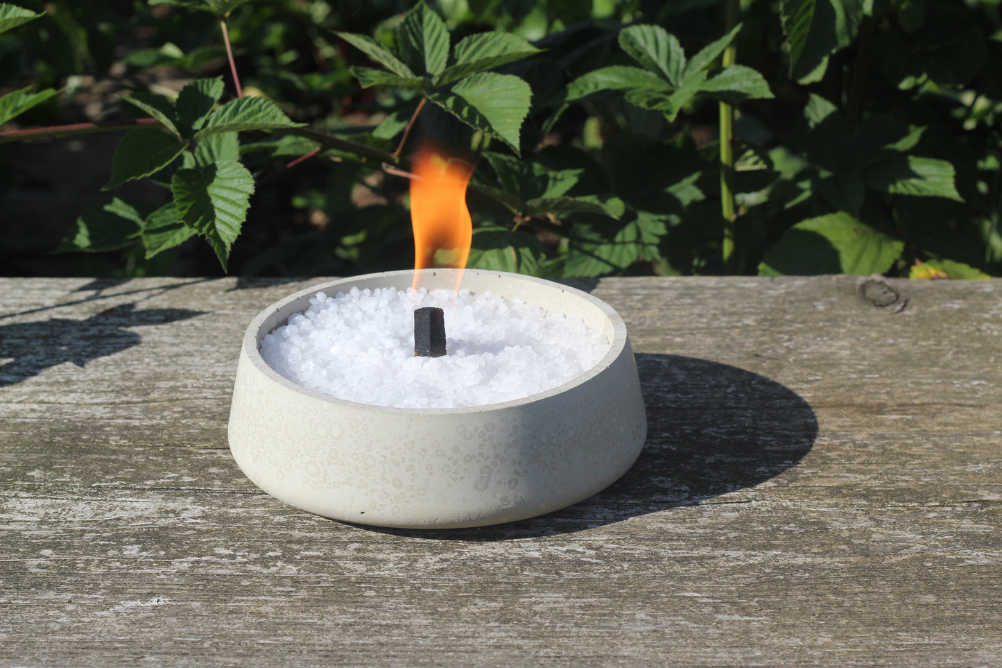 Betonfeuer, Tischfeuer, Wachsfresser
