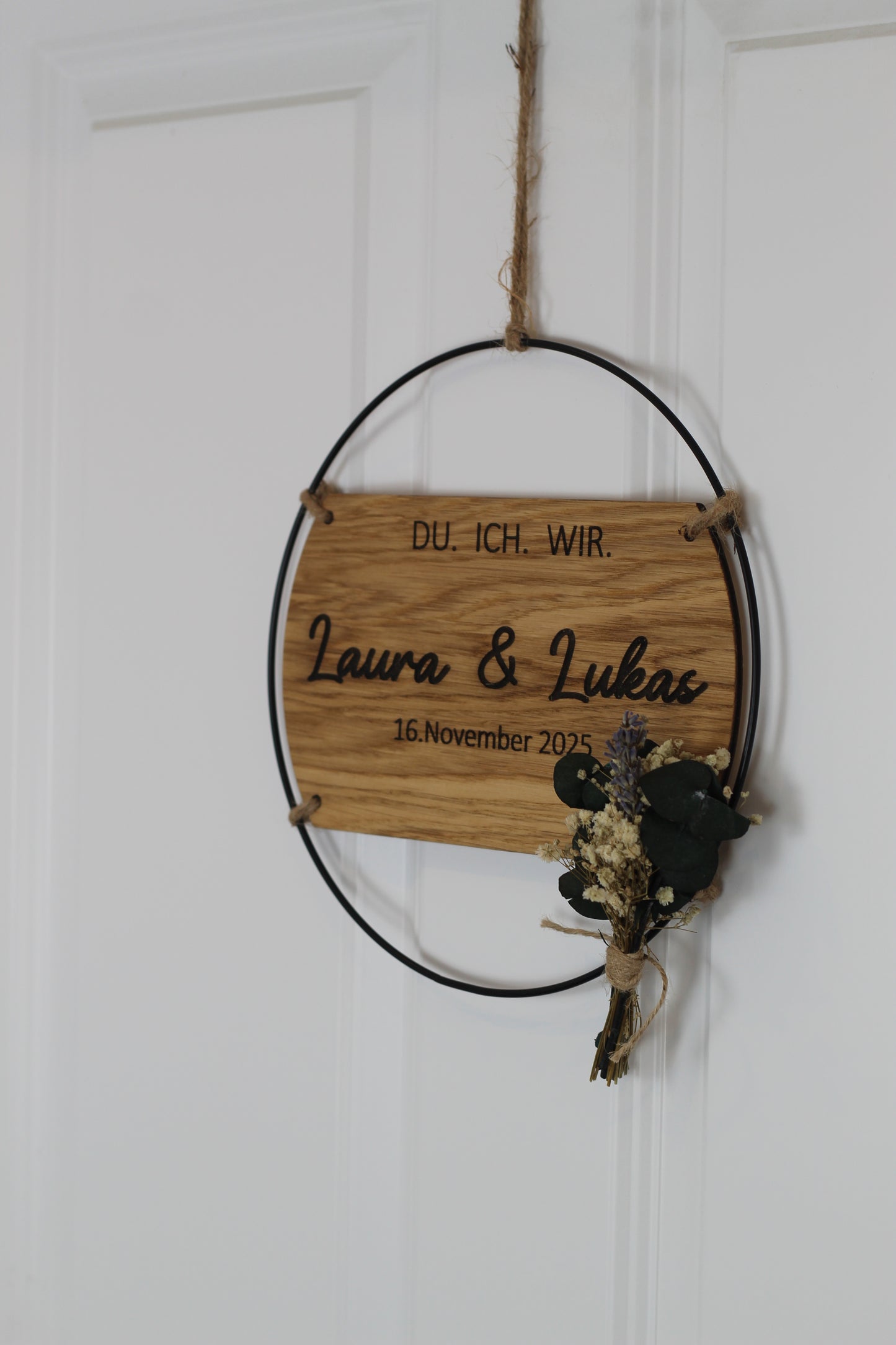 Personalisierbarer Türkranz Holz, Hochzeitsgeschenk