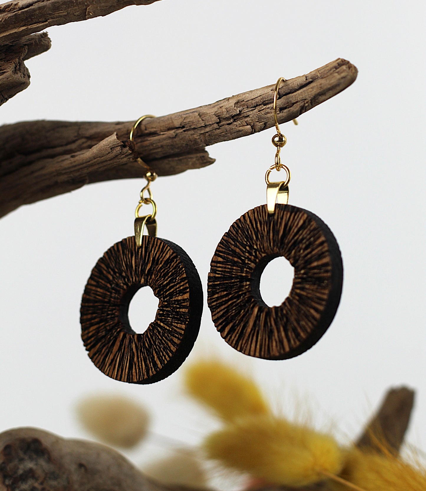 Holzohrringe Eichenholz strukturiert