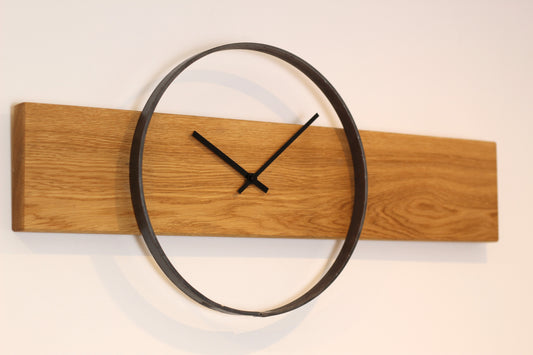 Wanduhr aus Holz