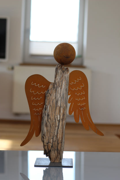 Engel  aus Treibholz