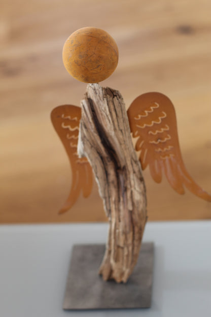 Engel  aus Treibholz
