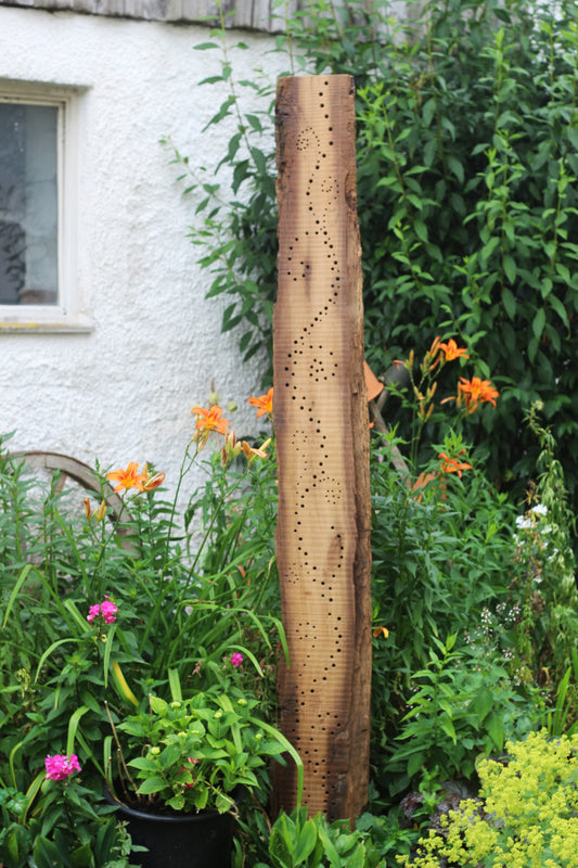 Insektenhotel, Nisthilfe, Gartenkunst