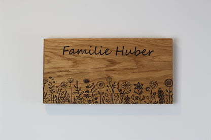 Persönliches Türschild aus Holz