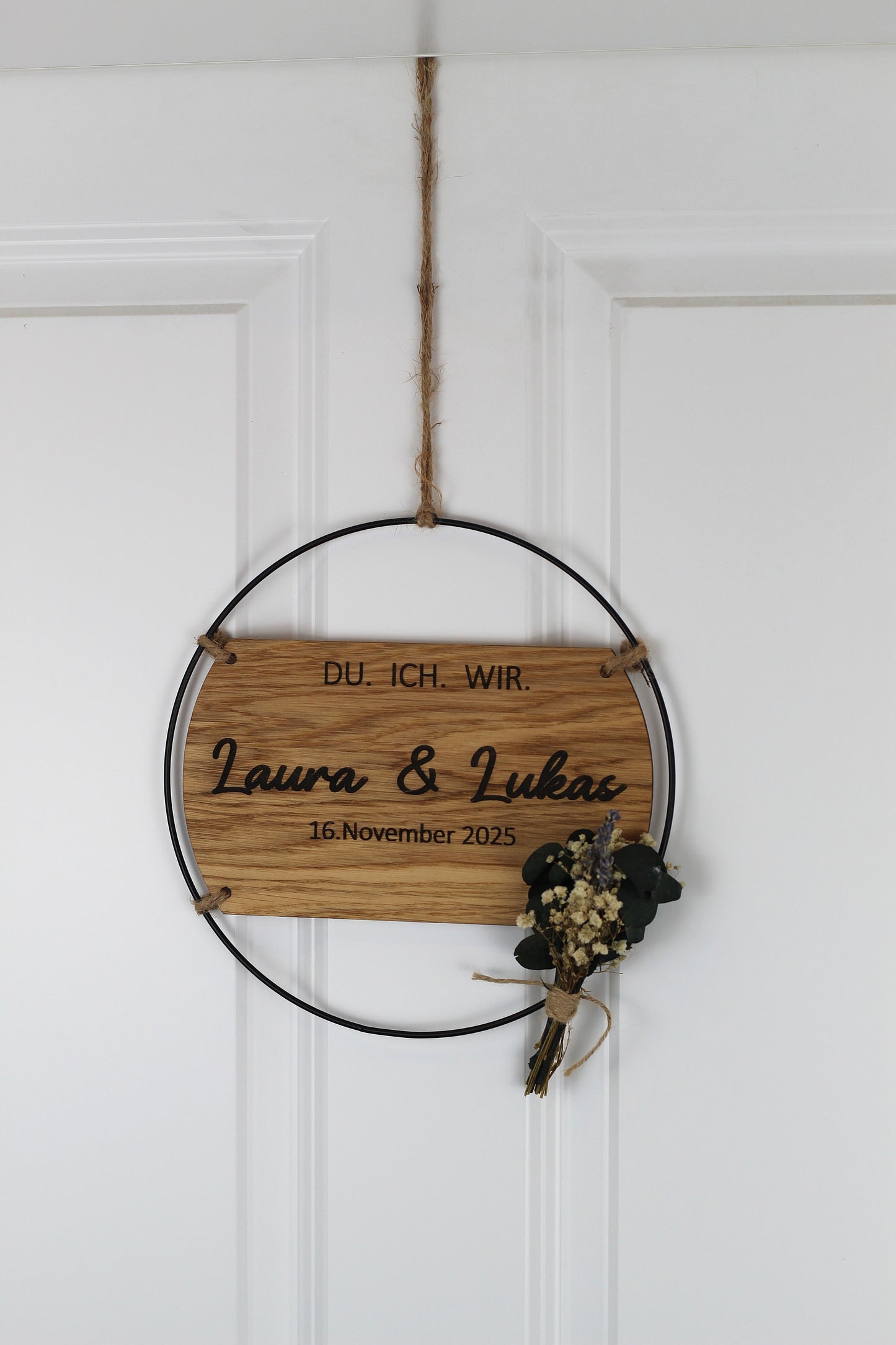 Personalisierbarer Türkranz Holz, Hochzeitsgeschenk