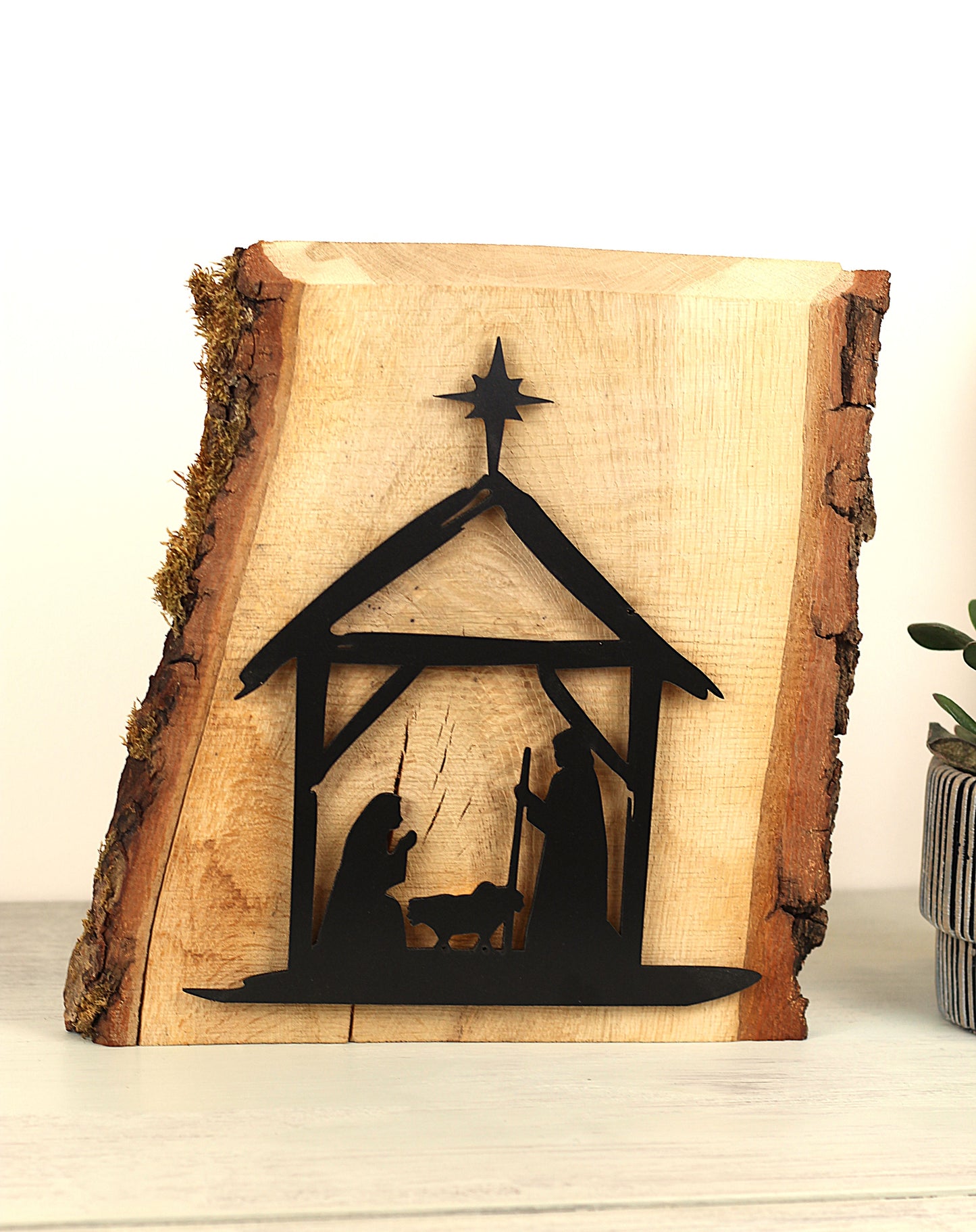 Beleuchtete Weihnachtskrippe