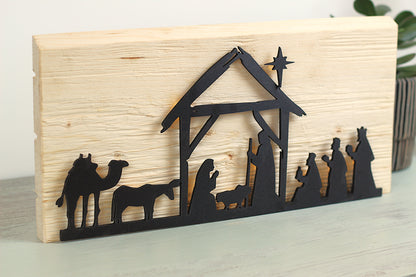 Beleuchtete Weihnachtskrippe