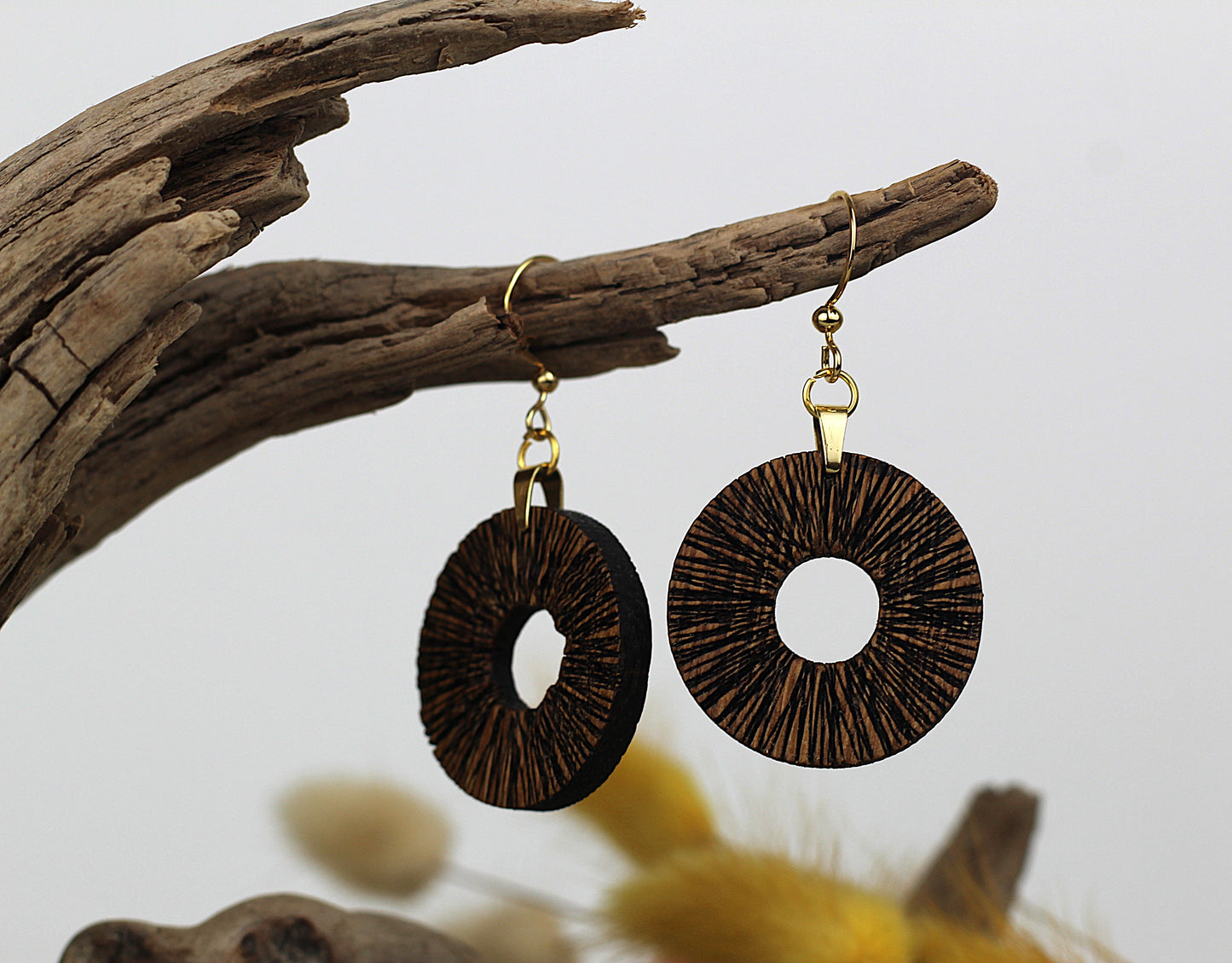 Holzohrringe Eichenholz strukturiert