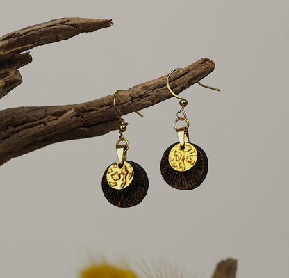 Holzohrringe Eichenholz und Gold strukturiert