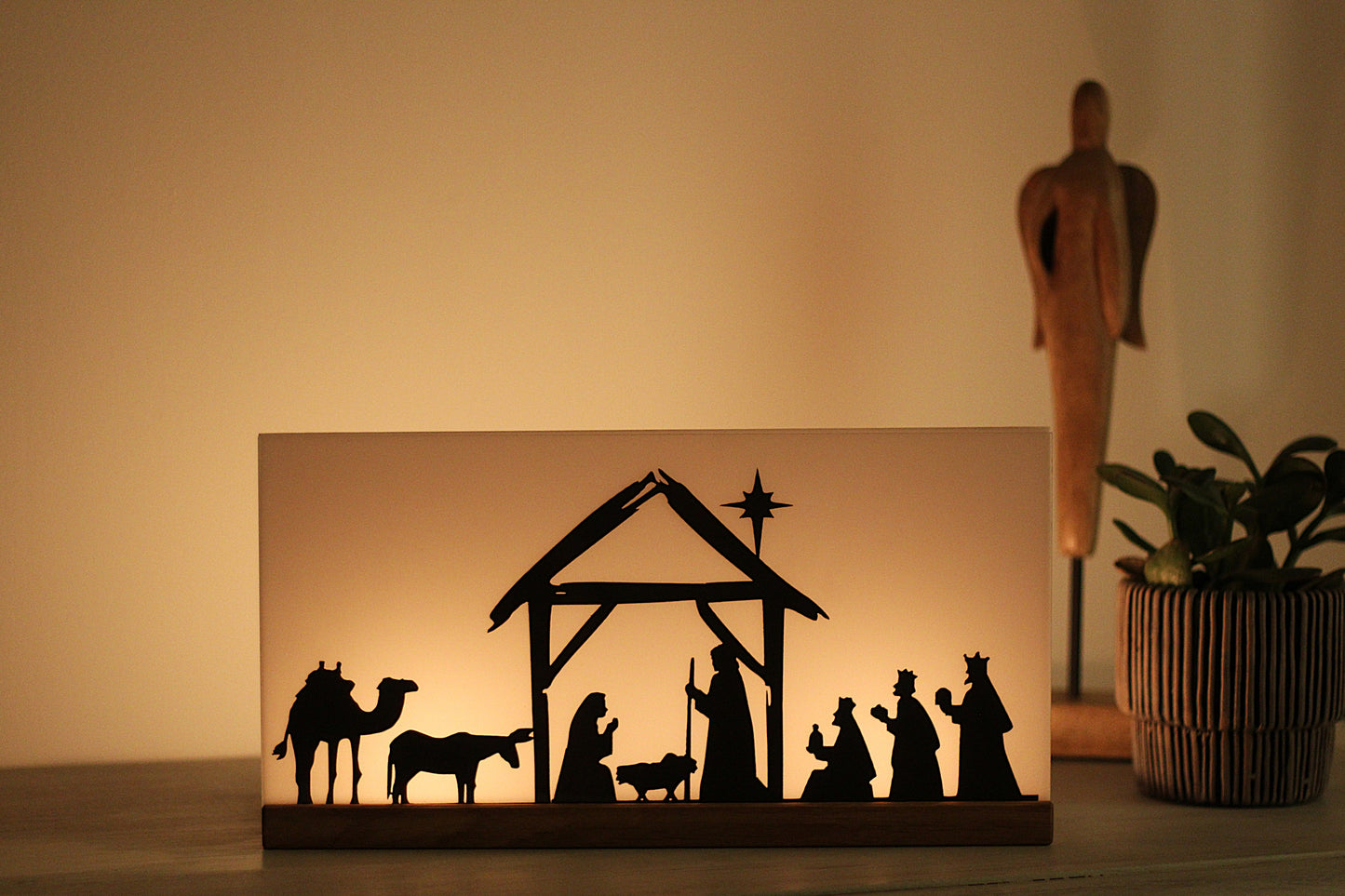 Beleuchtete Weihnachtskrippe