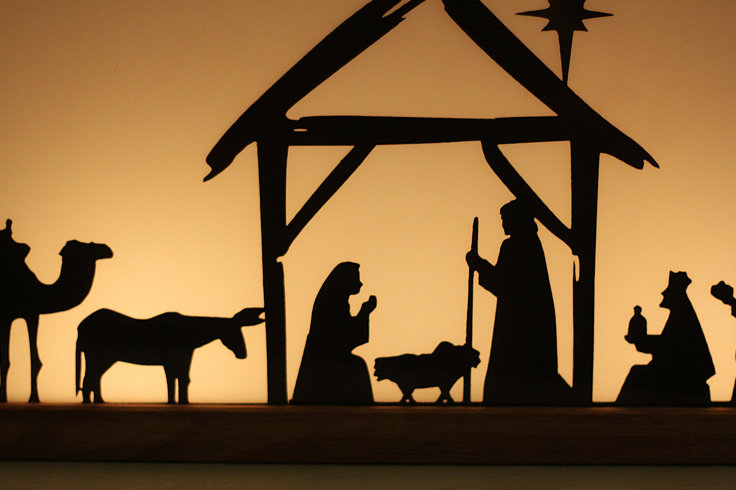 Beleuchtete Weihnachtskrippe