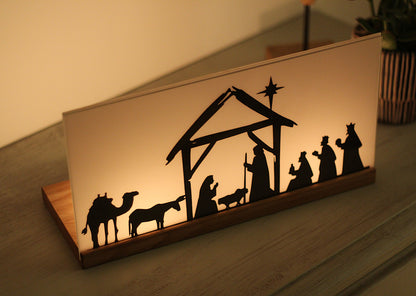 Beleuchtete Weihnachtskrippe