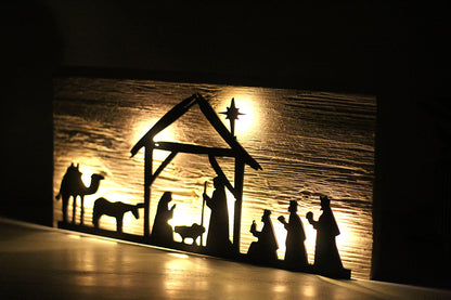 Beleuchtete Weihnachtskrippe