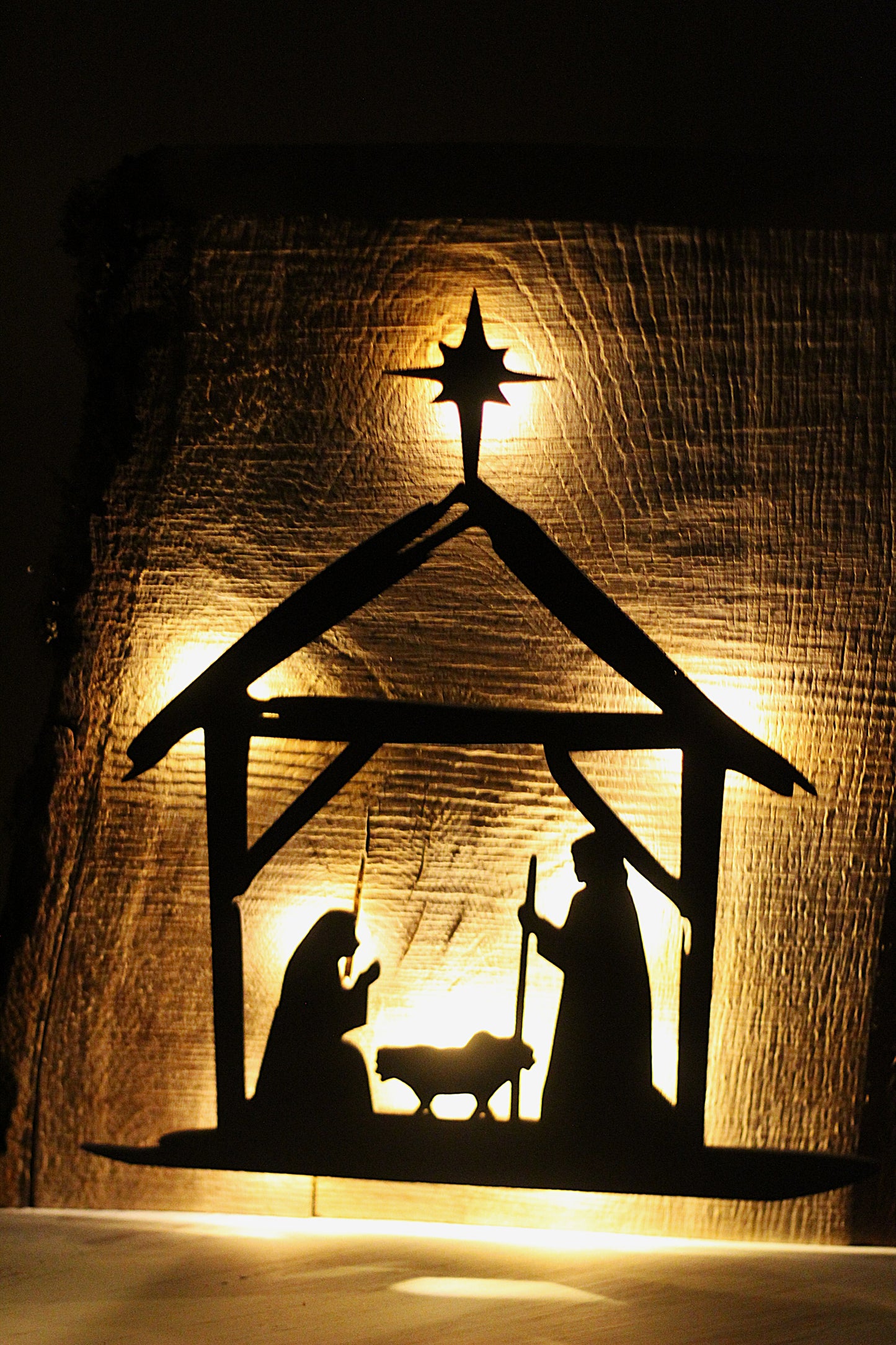 Beleuchtete Weihnachtskrippe