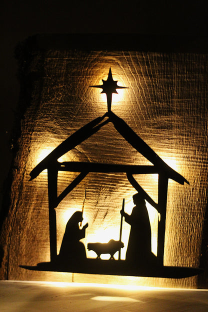 Beleuchtete Weihnachtskrippe