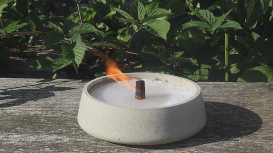 Betonfeuer, Tischfeuer, Wachsfresser